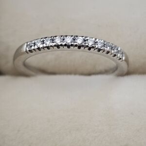 Gabriel&Co Dimaond Pinky Ring